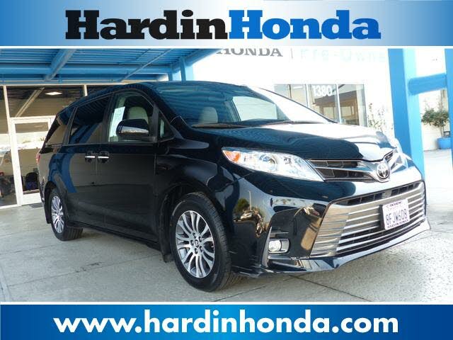 2018 Toyota Sienna XLE 7-Passenger FWD with Auto-Access Seat for sale in Anaheim, CA