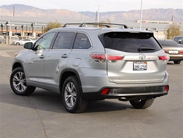 2015 Toyota Highlander XLE for sale in Indio, CA – photo 5
