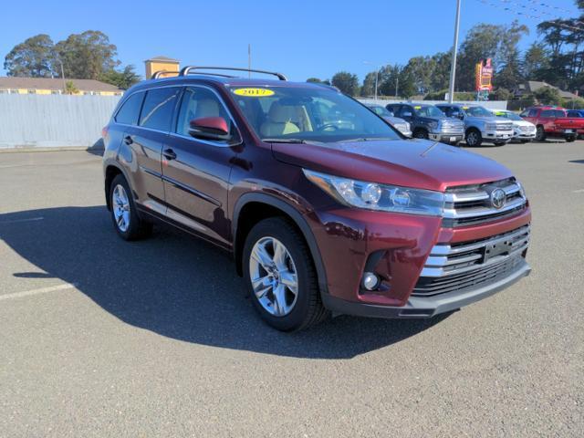 2017 Toyota Highlander Limited for sale in Eureka, CA – photo 14