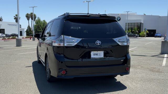 2018 Toyota Sienna SE 8-Passenger FWD for sale in Fairfield, CA – photo 7