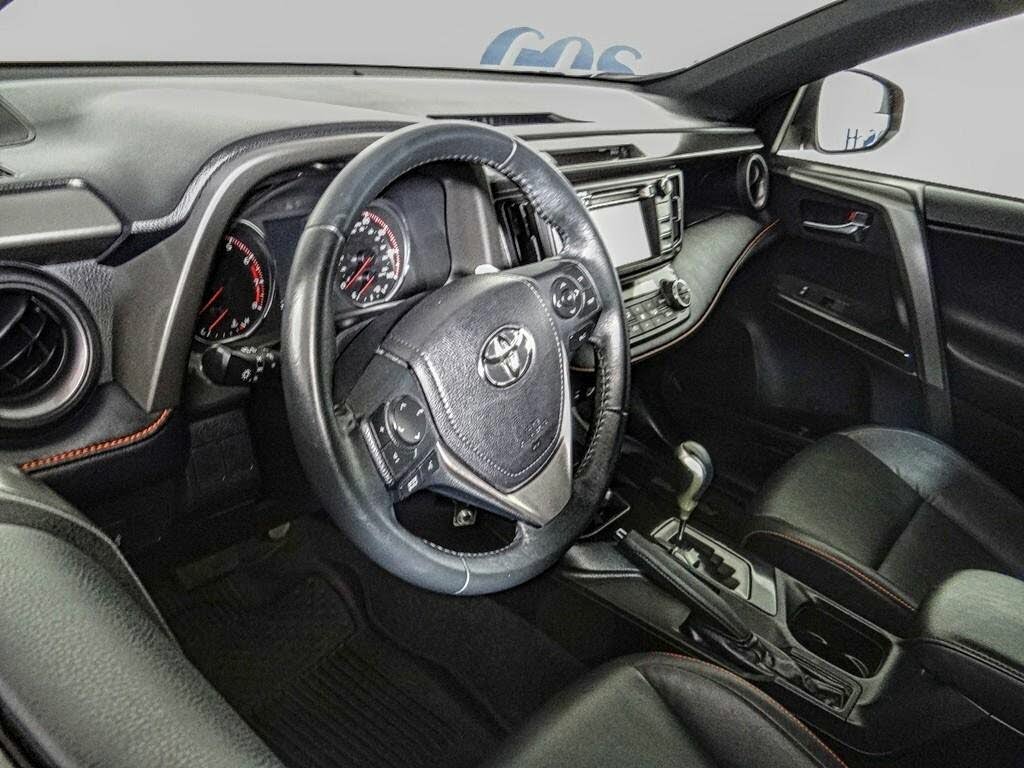 2018 Toyota Tacoma for sale in Hemet, CA – photo 2