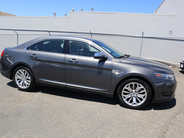 2019 Ford Taurus Limited FWD for sale in Hayward, CA – photo 3