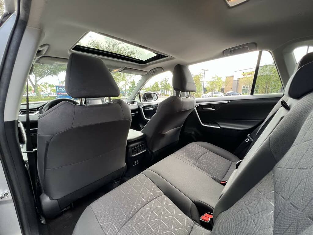 2019 Toyota RAV4 XLE FWD for sale in Murrieta, CA – photo 29