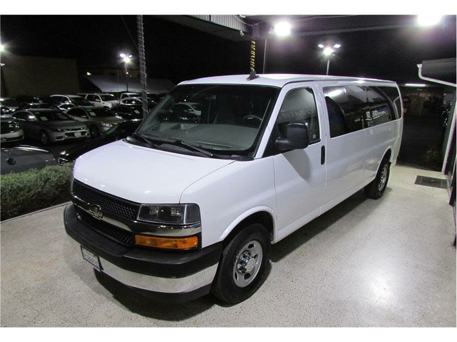 2017 Chevrolet Express 3500 LT Extended RWD for sale in Anaheim, CA – photo 5