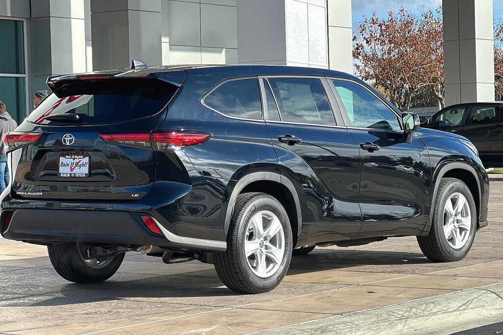 2023 Toyota Highlander LE FWD for sale in Dublin, CA – photo 4