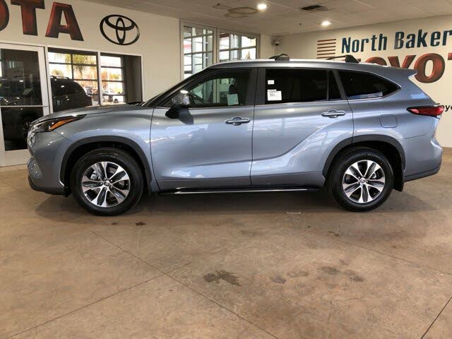 2023 Toyota Highlander XLE FWD for sale in Bakersfield, CA – photo 8