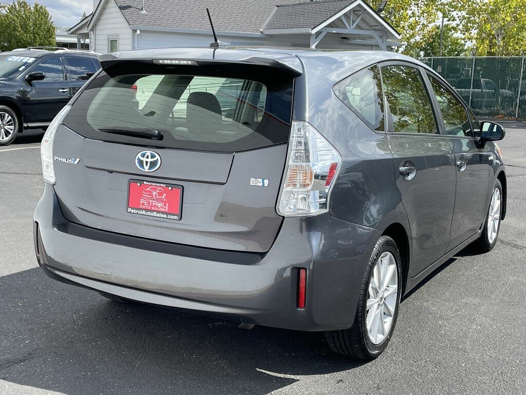 2013 Toyota Prius v Five FWD for sale in Sacramento, CA – photo 8