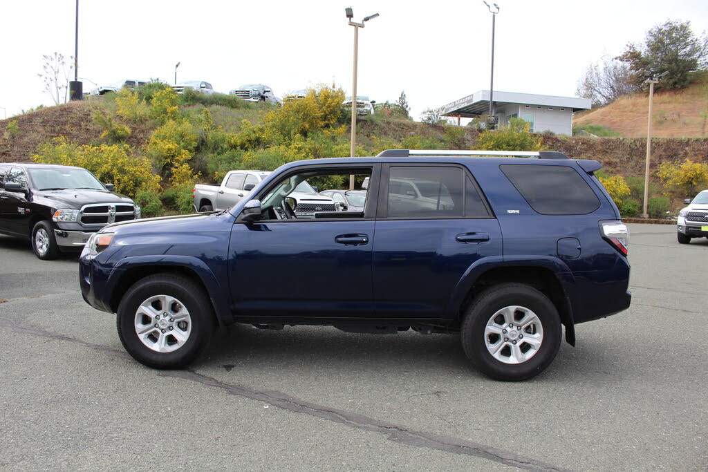 2019 Toyota 4Runner SR5 for sale in Lakeport, CA – photo 2