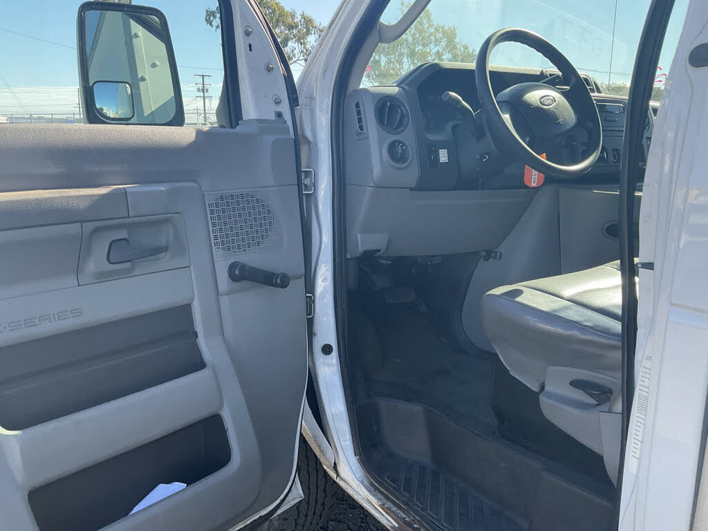 2014 Ford E-Series Chassis E-350 Super Duty 176 Cutaway DRW RWD for sale in Fountain Valley, CA – photo 12