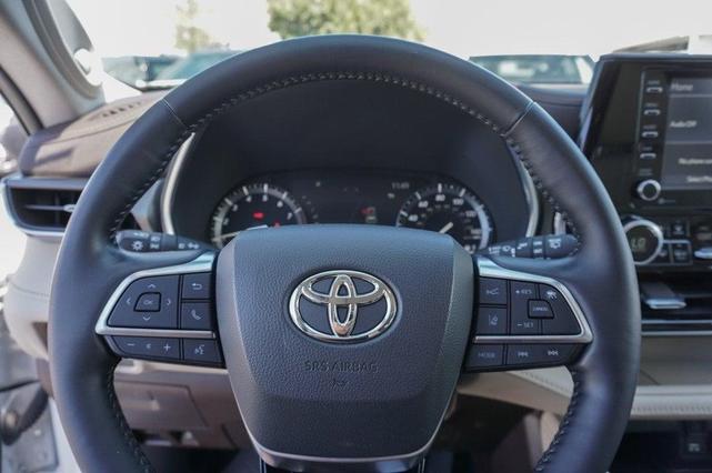 2021 Toyota Highlander Limited for sale in Elk Grove, CA – photo 12