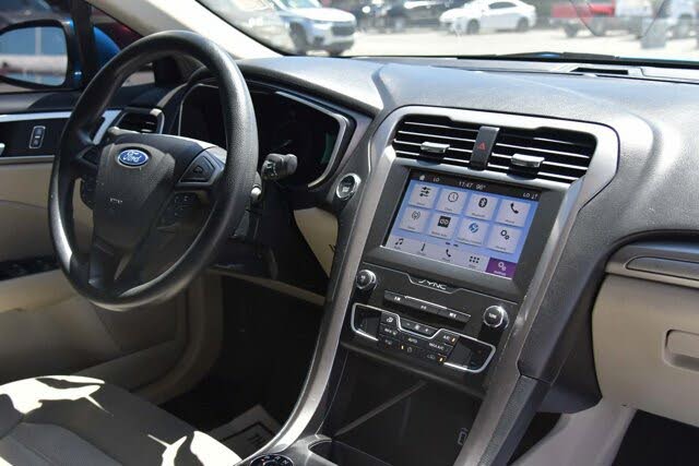 2019 Ford Fusion SE for sale in Fresno, CA – photo 35