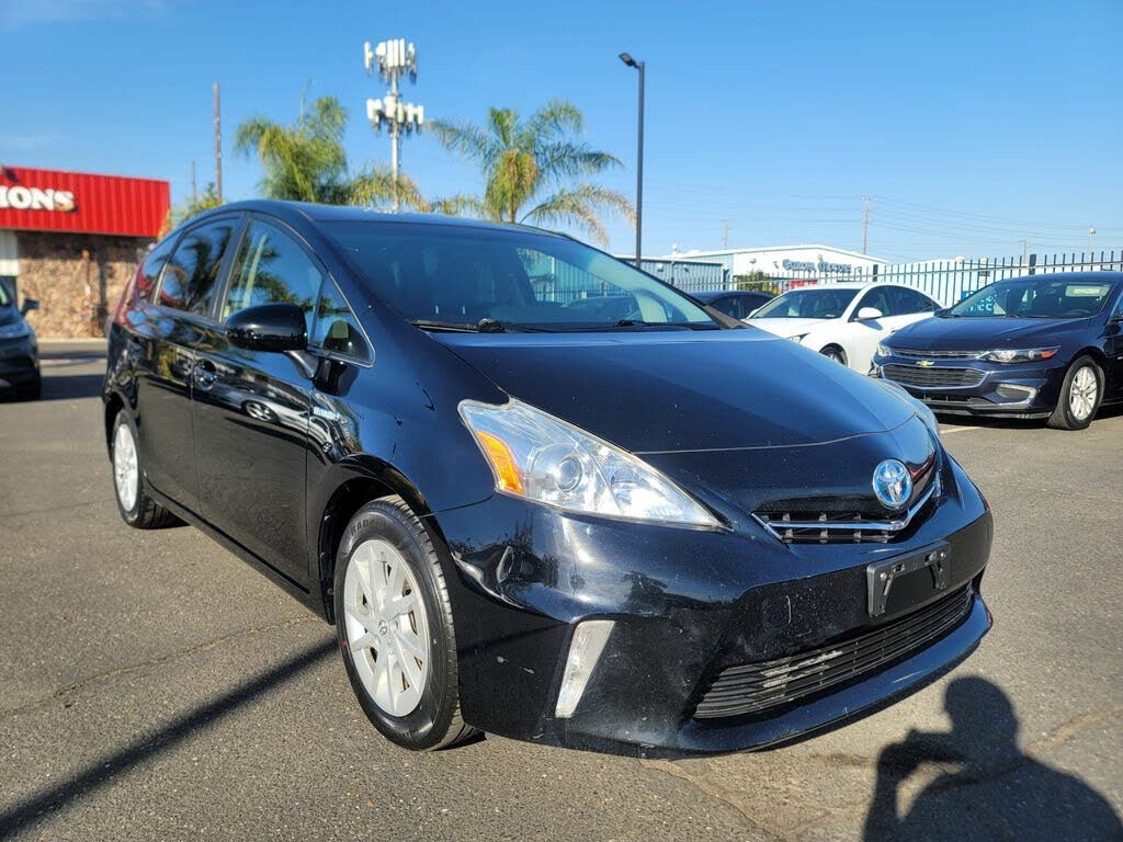 2014 Toyota Prius v Two FWD for sale in Modesto, CA – photo 7