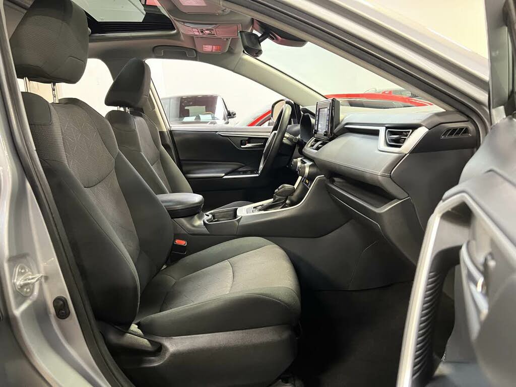2019 Toyota RAV4 XLE FWD for sale in Murrieta, CA – photo 40