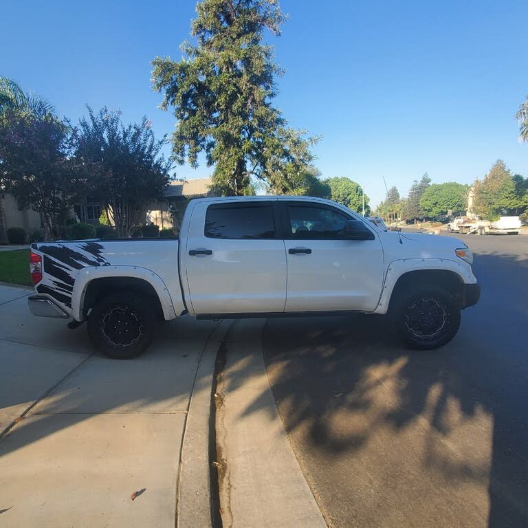 2015 Toyota Tundra SR5 CrewMax 5.7L 4WD for sale in Bakersfield, CA – photo 2