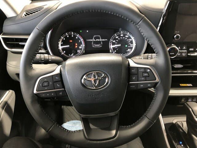 2023 Toyota Highlander XLE FWD for sale in Bakersfield, CA – photo 14