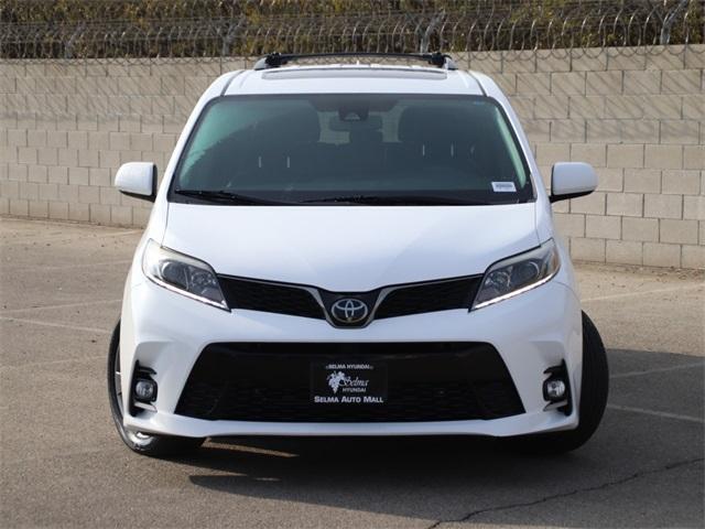 2019 Toyota Sienna SE Premium for sale in Selma, CA – photo 3