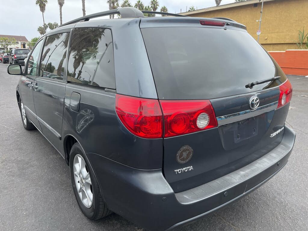 2006 Toyota Sienna XLE Limited 7-Passenger for sale in San Diego, CA – photo 2