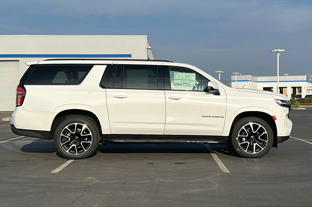 2022 Chevrolet Suburban RST 4WD for sale in Stockton, CA – photo 4