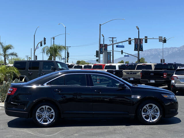 2018 Ford Taurus SEL FWD for sale in Rialto, CA – photo 6