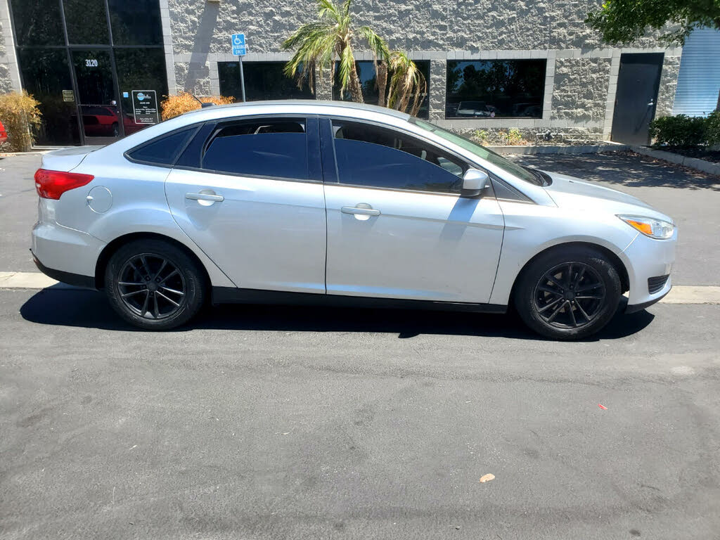 2018 Ford Focus SE for sale in Burbank, CA – photo 9