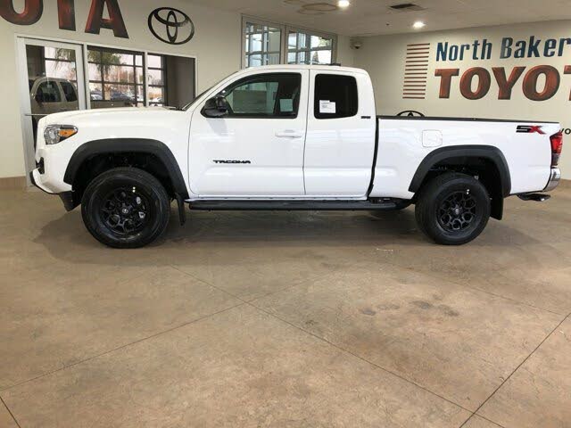 2023 Toyota Tacoma SR5 V6 Access Cab RWD for sale in Bakersfield, CA – photo 8