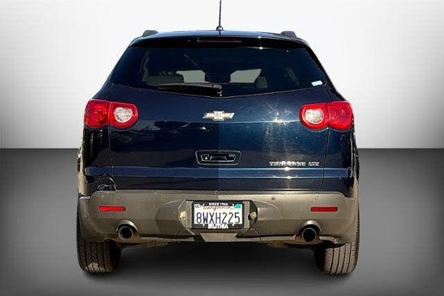 2012 Chevrolet Traverse LTZ FWD for sale in Fresno, CA – photo 5