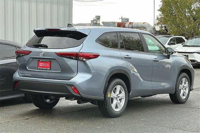 2023 Toyota Highlander LE FWD for sale in Walnut Creek, CA – photo 3