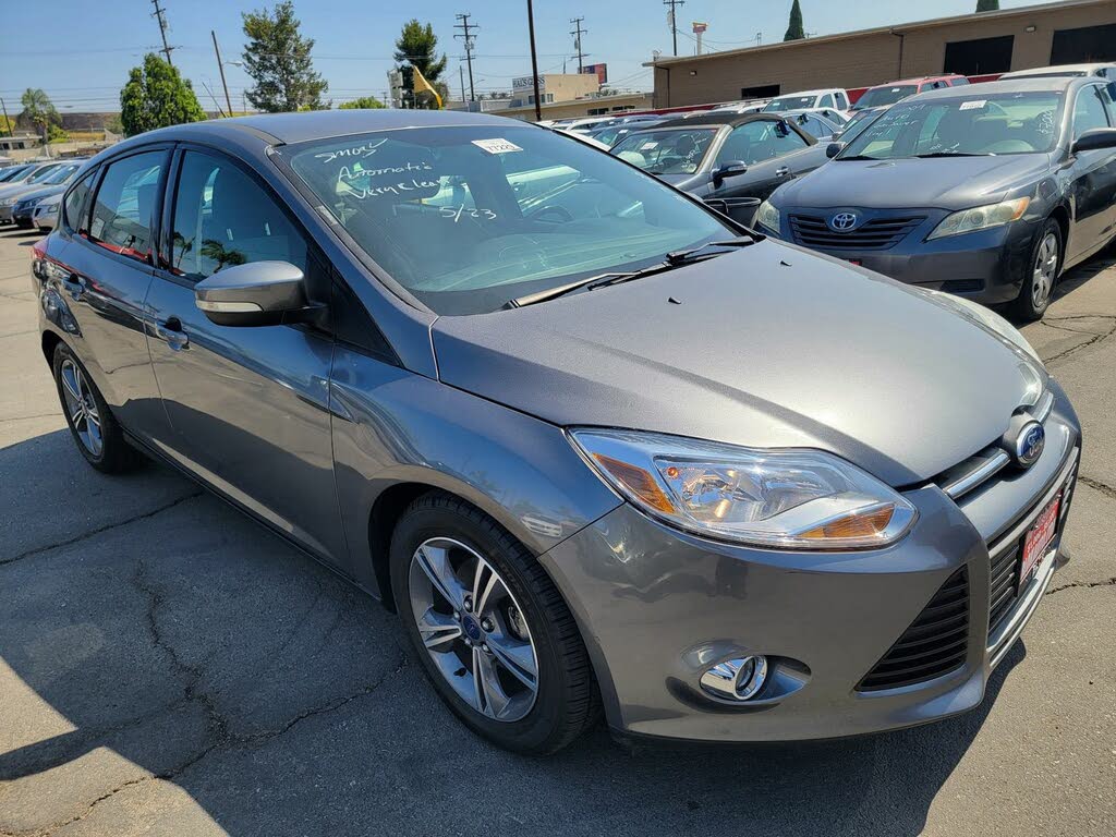 2014 Ford Focus SE Hatchback for sale in Bellflower, CA – photo 4