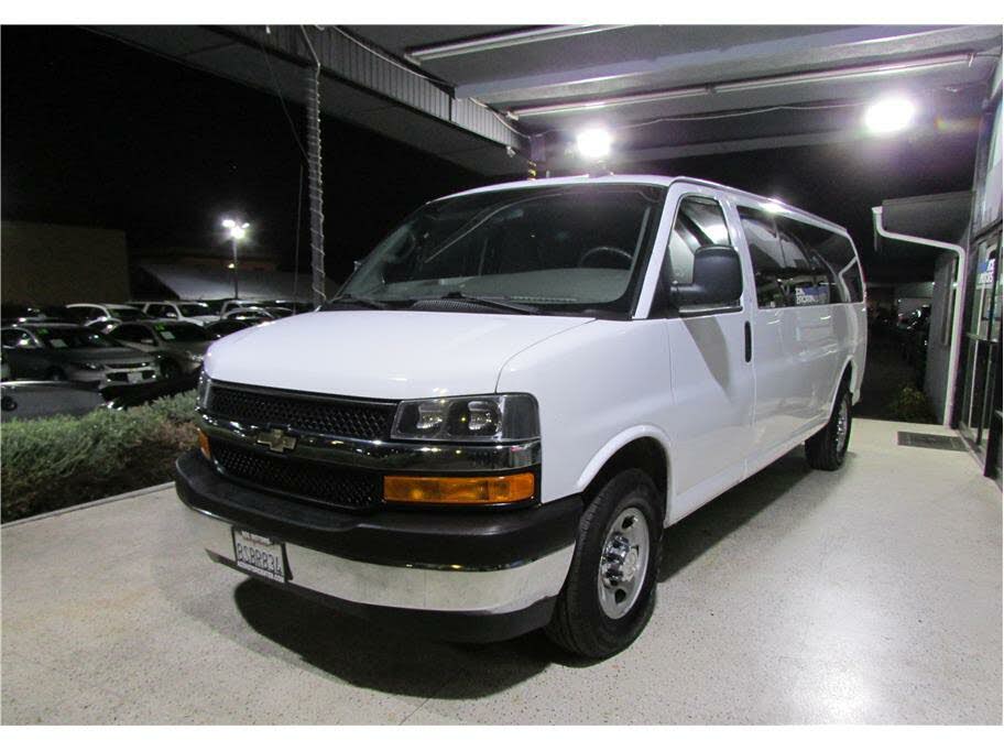 2017 Chevrolet Express 3500 LT Extended RWD for sale in Anaheim, CA – photo 3
