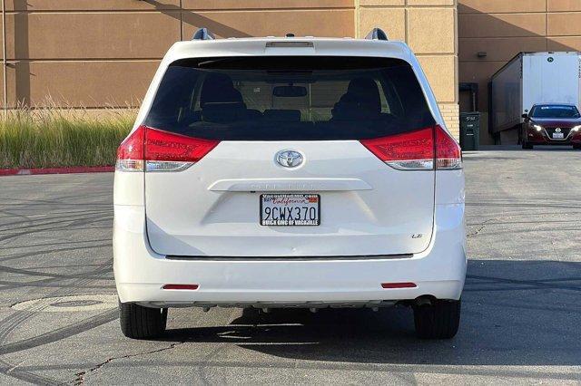 2011 Toyota Sienna LE for sale in Vacaville, CA – photo 7