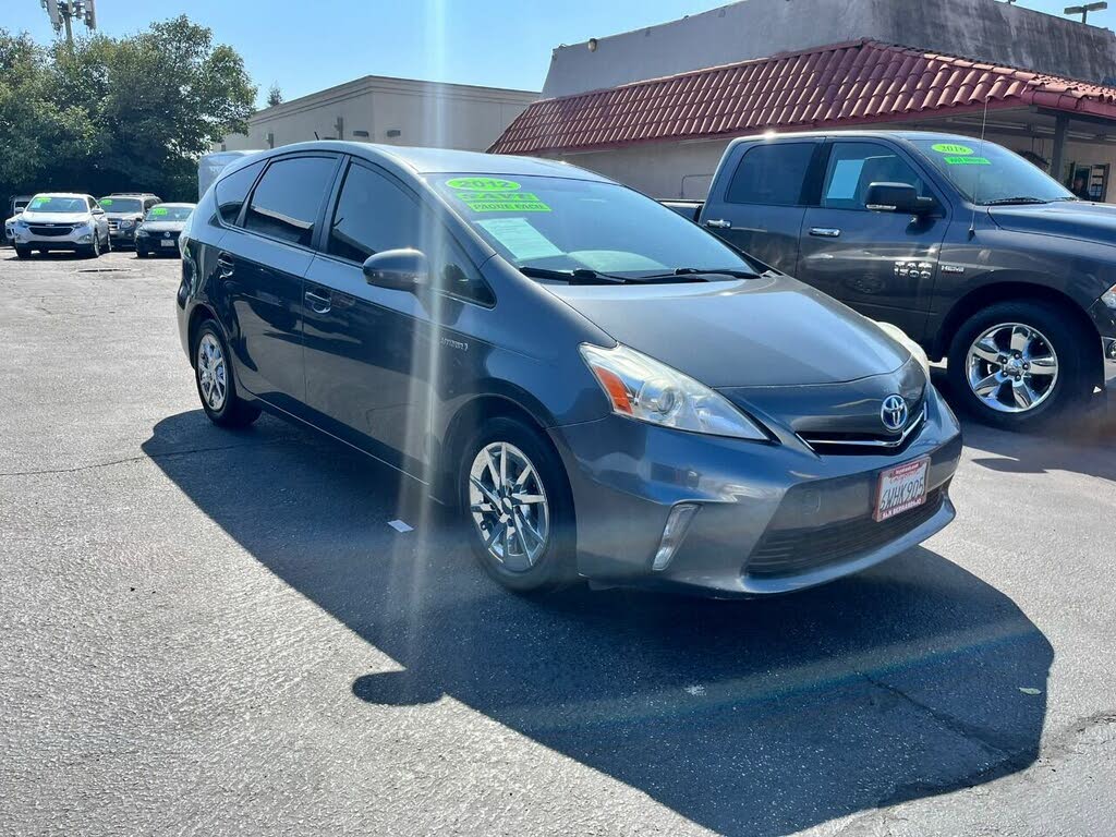 2012 Toyota Prius v Two FWD for sale in La Puente, CA – photo 2