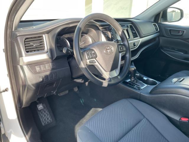 2019 Toyota Highlander LE for sale in Fresno, CA – photo 13