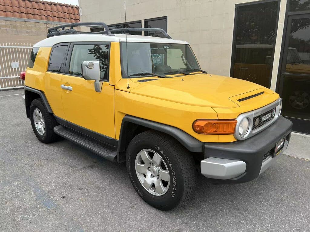 2008 Toyota FJ Cruiser 2WD for sale in El Monte, CA – photo 2