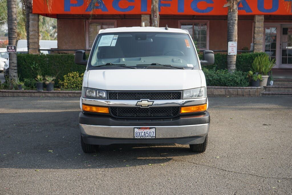2019 Chevrolet Express 3500 LT Extended RWD for sale in Fontana, CA – photo 3