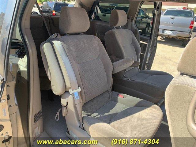 2004 Toyota Sienna LE for sale in Lincoln, CA – photo 14