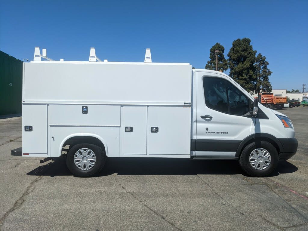 2018 Ford Transit Chassis 350 HD 9950 GVWR Cutaway DRW FWD for sale in Fountain Valley, CA – photo 9