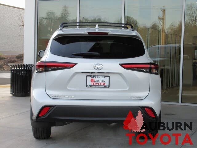 2023 Toyota Highlander XLE AWD for sale in Auburn, CA – photo 3