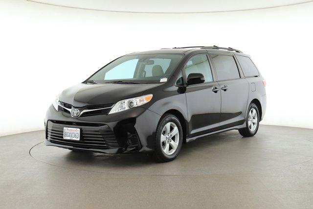 2018 Toyota Sienna LE for sale in Pomona, CA – photo 38