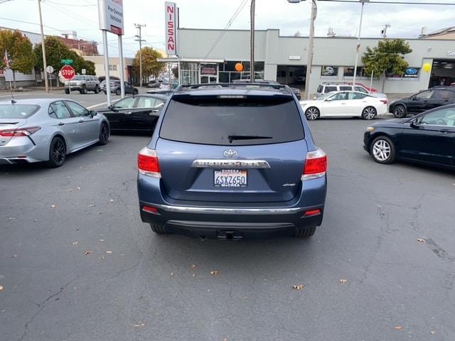 2011 Toyota Highlander Limited for sale in Eureka, CA – photo 6