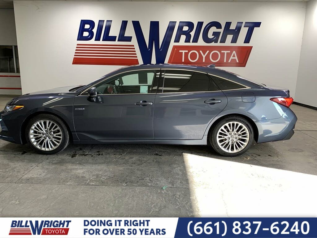 2020 Toyota Avalon Hybrid Limited FWD for sale in Bakersfield, CA