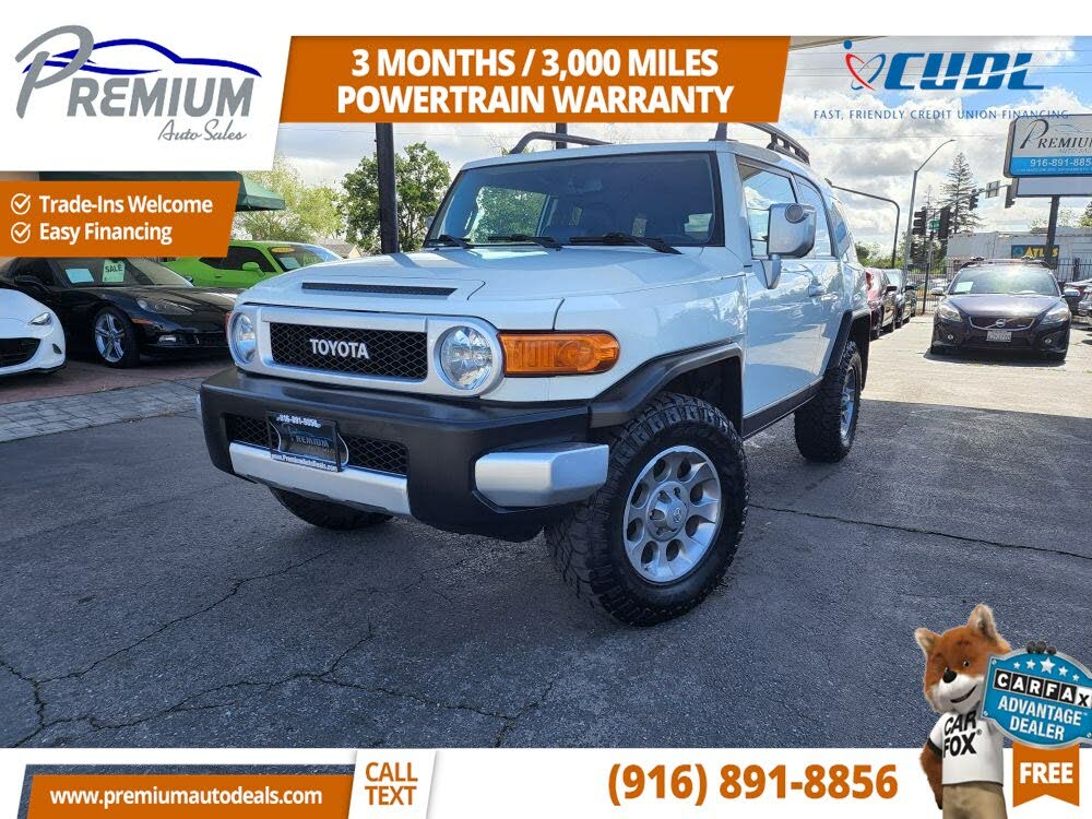 2013 Toyota FJ Cruiser 4WD for sale in Sacramento, CA