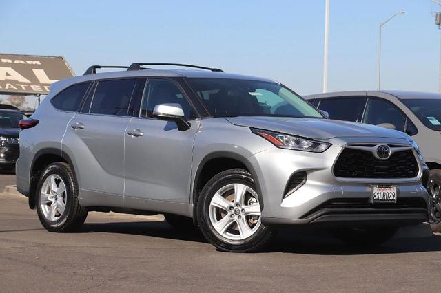 2020 Toyota Highlander L for sale in Clovis, CA – photo 2