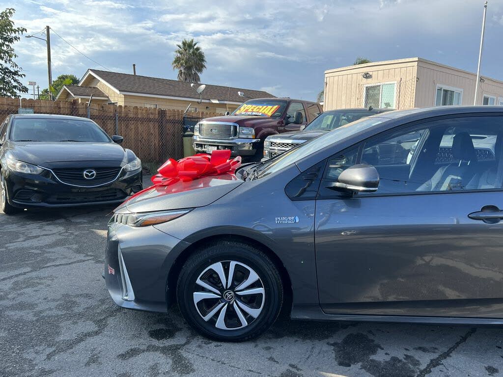 2017 Toyota Prius Prime Premium for sale in Oxnard, CA – photo 4