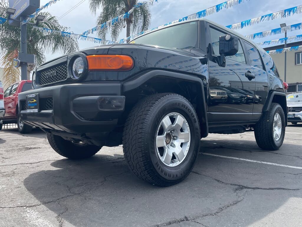 2013 Toyota FJ Cruiser 2WD for sale in Santa Ana, CA – photo 33