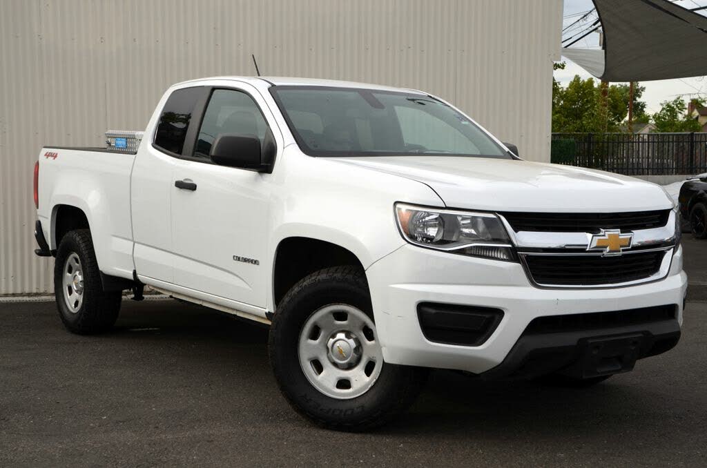 2016 Chevrolet Colorado Work Truck Extended Cab LB 4WD for sale in Sacramento, CA – photo 3