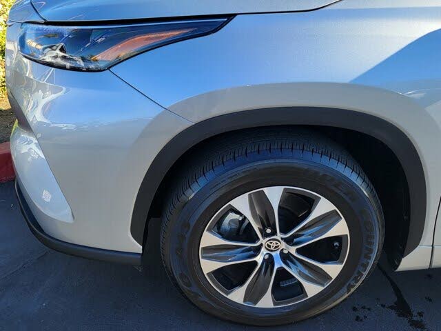 2021 Toyota Highlander Hybrid XLE AWD for sale in Carlsbad, CA – photo 6