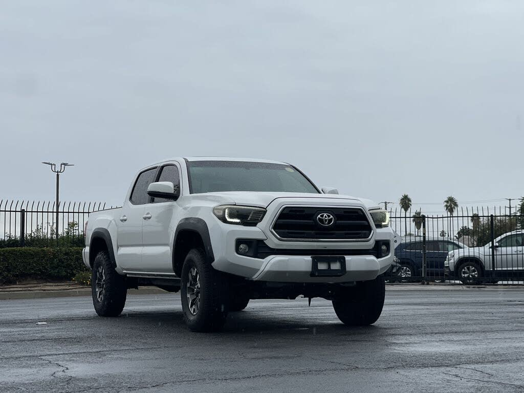 2017 Toyota Tacoma TRD Sport V6 Double Cab RWD for sale in Riverside, CA – photo 2