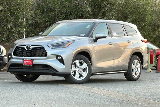 2023 Toyota Highlander LE FWD for sale in Walnut Creek, CA – photo 2