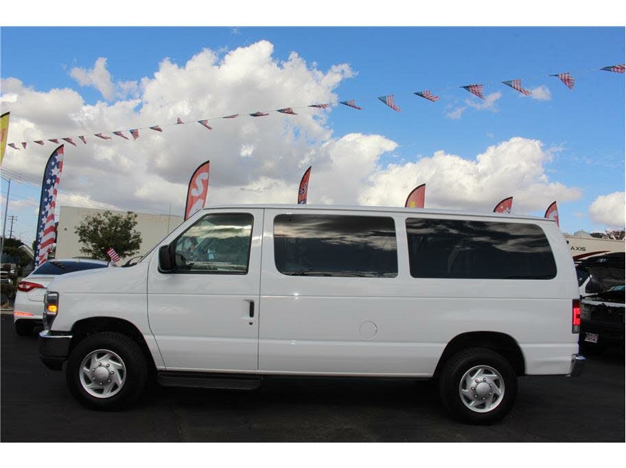 2014 Ford E-Series E-350 XL Super Duty Passenger Van for sale in Modesto, CA – photo 12