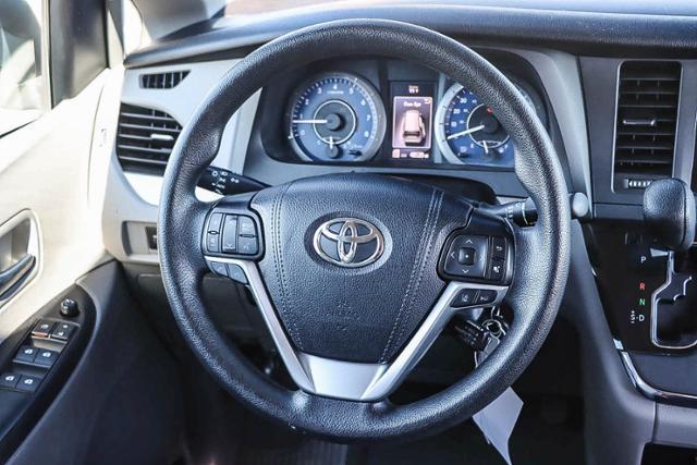 2019 Toyota Sienna LE for sale in Fontana, CA – photo 22